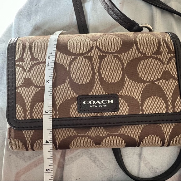 Coach Crossbody Bag - Picture 8 of 13